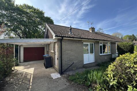 2 bedroom semi-detached bungalow for sale