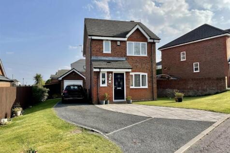 Parkfield Close, Ormskirk 3 bed detached house for sale