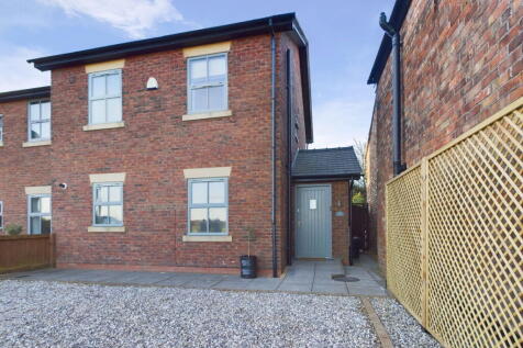 New Street, Halsall, Lancashire, L39 8RS 3 bed semi