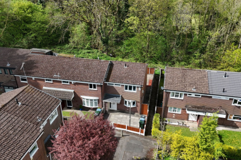Inskip, Birch Green, Skelmersdale... 3 bed end of terrace house for sale