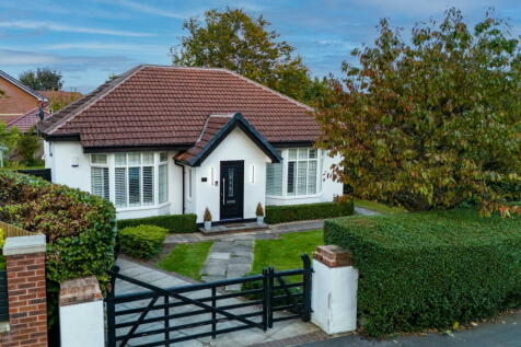 3 bedroom detached bungalow for sale