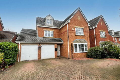 5 bedroom detached house for sale