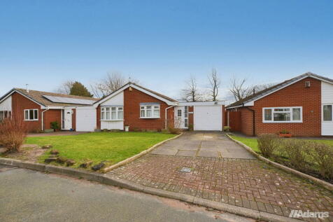 Copeland Grove, Beechwood 3 bed detached bungalow for sale