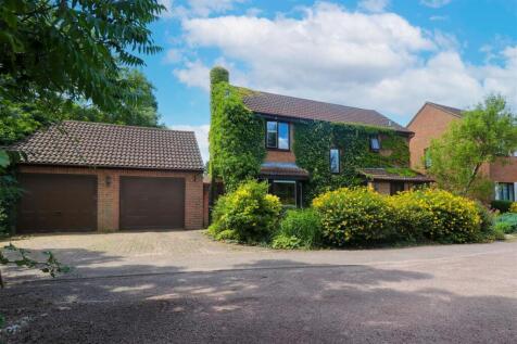 Meadowsweet, Walnut Tree, Milton Keynes 4 bed detached house for sale