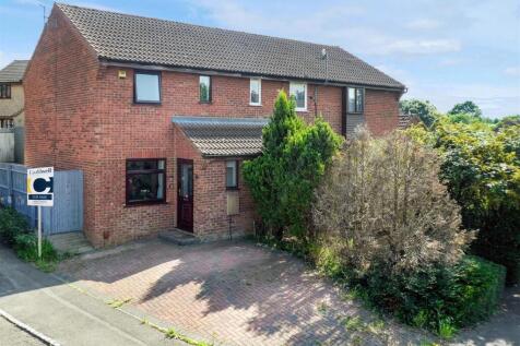 Gisburn Close, Heelands, Milton Keynes 2 bed semi