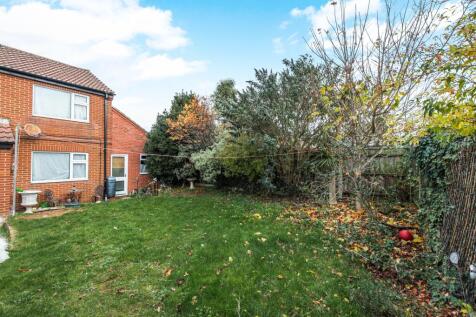 Waveney Road, Hunstanton, PE36 3 bed semi