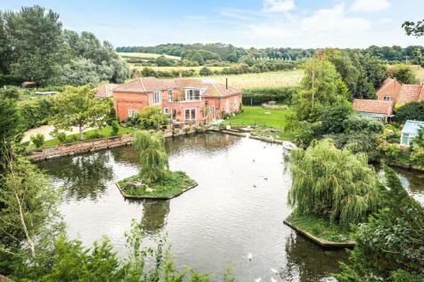 Waterworks Road, Old Hunstanton, PE36 6 bed detached house for sale