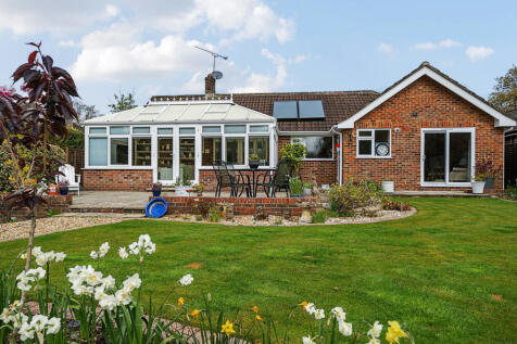 Abbey Road, Medstead, Alton... 3 bed bungalow for sale