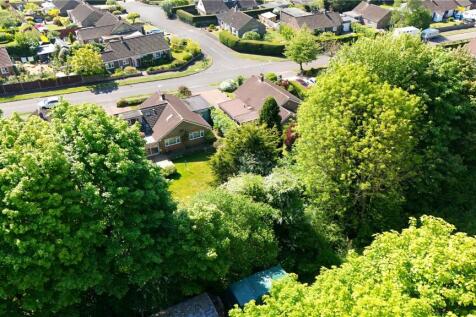 Winston Rise, Four Marks, Hampshire... 4 bed bungalow for sale