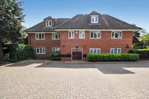 Greenfields Avenue, Alton, Hampshire... 1 bed apartment for sale