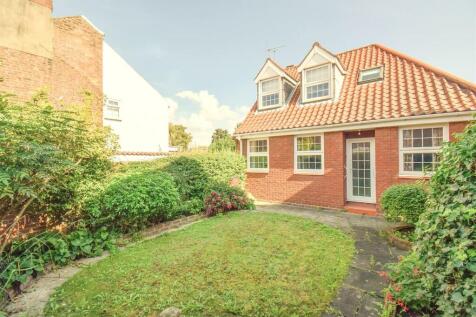 Northgate, Hessle HU13 4 bed link detached house for sale