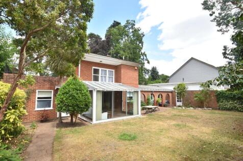Firlands, Weybridge, KT13 3 bed detached house for sale