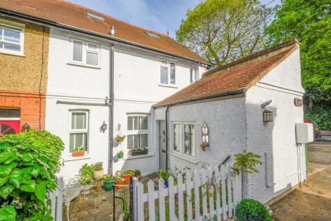 Poplar Cottages, Vale Road... 3 bed end of terrace house for sale