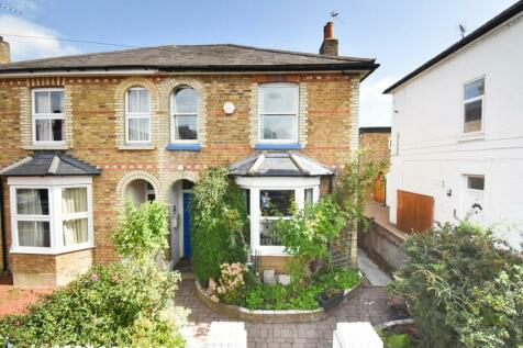 4 bedroom semi-detached house for sale