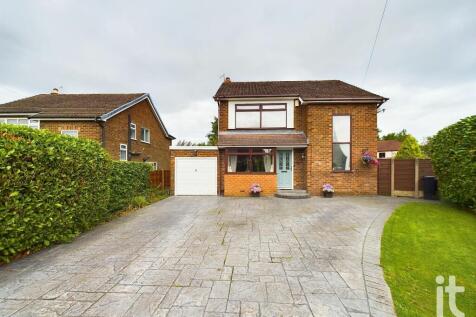 Grasmere Crescent, High Lane... 3 bed detached house for sale