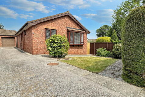 Lon Dawel, Abergele, Conwy, LL22 8QF 3 bed detached bungalow for sale