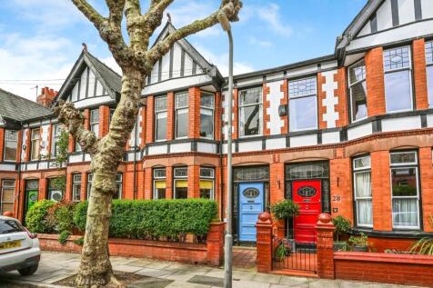 4 bedroom terraced house for sale