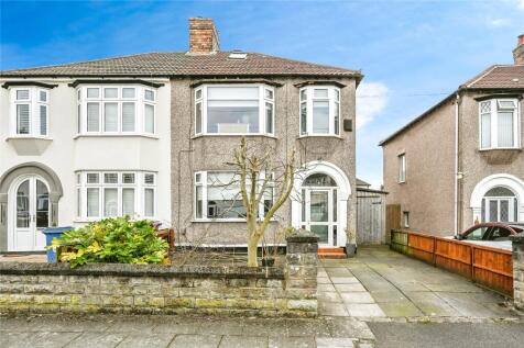 4 bedroom semi-detached house for sale