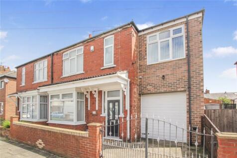 4 bedroom semi-detached house for sale