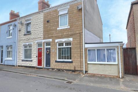 2 bedroom end of terrace house for sale