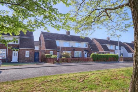2 bedroom semi-detached house for sale