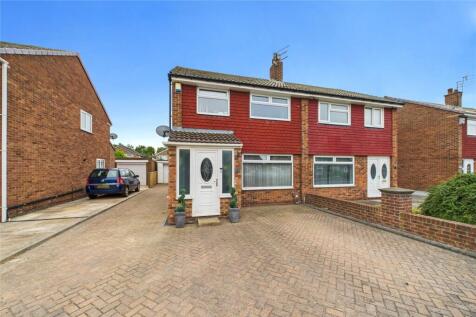 3 bedroom semi-detached house for sale