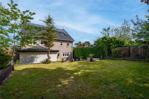 Main Road, Ravenshead, Nottingham, NG15 5 bed detached house for sale