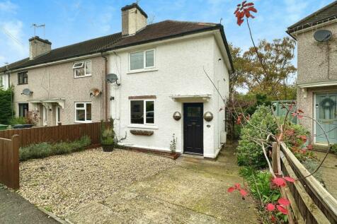 2 bedroom semi-detached house for sale