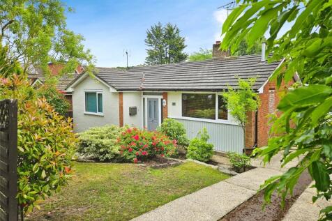 Madeley Road, Church Crookham, Fleet 2 bed bungalow for sale