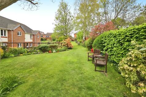 Argyll Court, Clarence Road, Fleet 2 bed apartment for sale