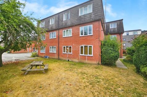 Gainsborough Court, Albert Street, Fleet 1 bed apartment for sale
