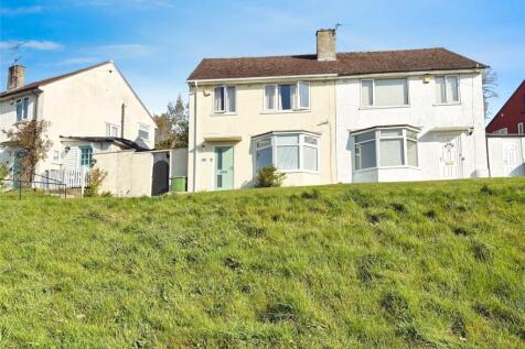 Royal Avenue, Calcot, Reading 3 bed semi