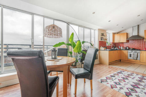 Cheapside, Reading, Berkshire 2 bed apartment for sale