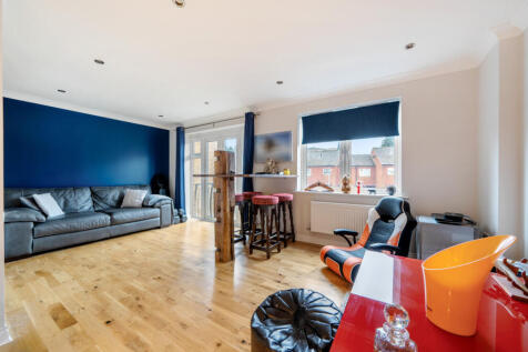 Blakes Quay, Gas Works Road, Reading 2 bed apartment for sale