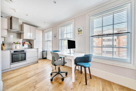 Queens Road, Reading, Berkshire 1 bed apartment for sale