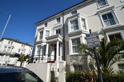 Pevensey Road, Eastbourne BN21 2 bed flat for sale