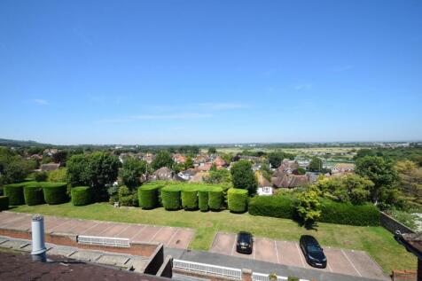 Carew Road, Eastbourne BN21 2 bed penthouse for sale