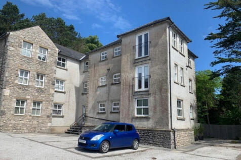 2 bedroom ground floor flat for sale
