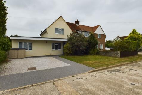 4 bedroom semi-detached house for sale