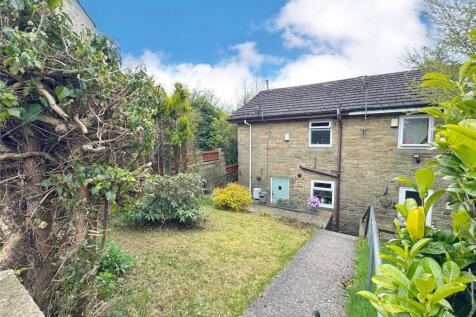 Greave Fold, Bacup, Rossendale, OL13 2 bed end of terrace house for sale