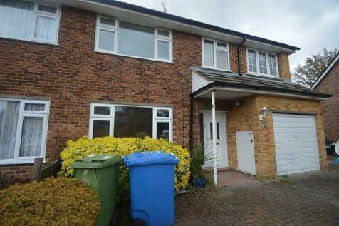 4 bedroom semi-detached house for sale