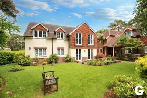 Lions Lane, Ashley Heath, Ringwood... 2 bed apartment for sale