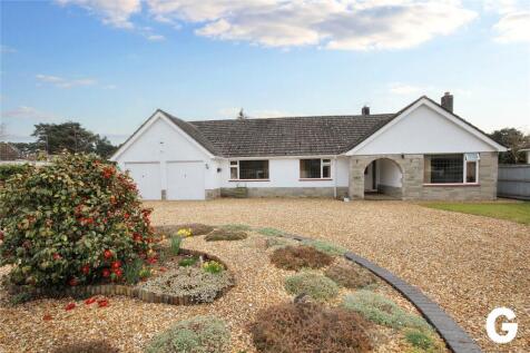 4 bedroom bungalow for sale