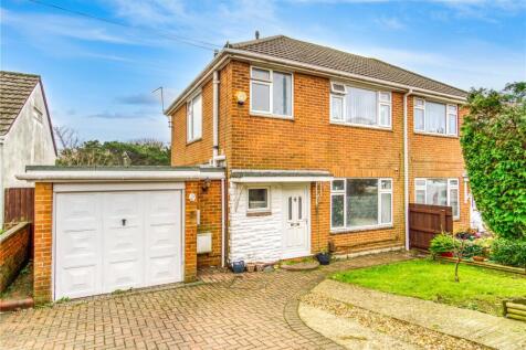 James Road, Poole, Dorset, BH12 3 bed semi