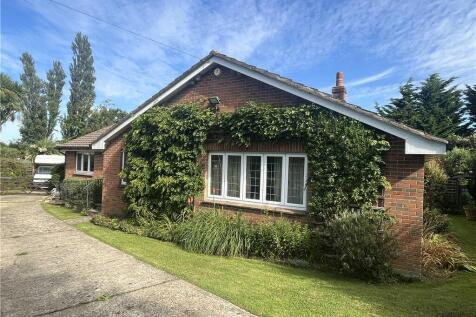 Main Road, Rookley, Ventnor 4 bed bungalow for sale