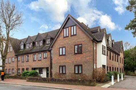 Coulsdon Road, COULSDON, Surrey, CR5 1 bed apartment for sale