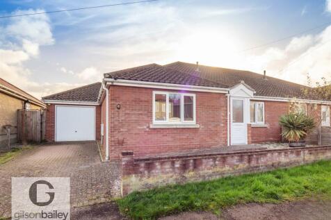 3 bedroom semi-detached bungalow for sale