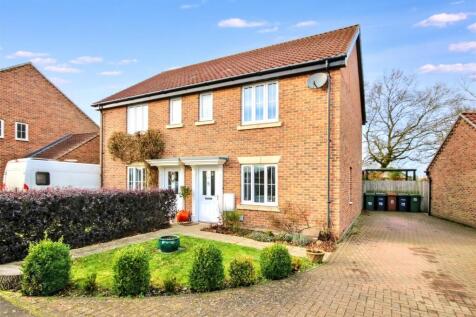 2 bedroom semi-detached house for sale