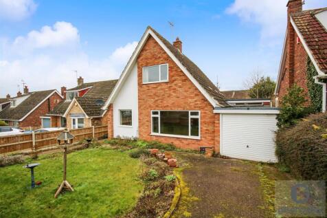 3 bedroom chalet for sale