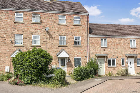 4 bedroom terraced house for sale